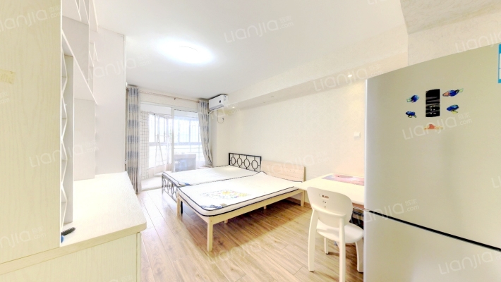 通湖公寓二手房实景图