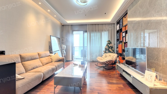 卓越前海壹号二手房实景图