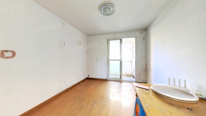 舜峰家苑二手房实景图