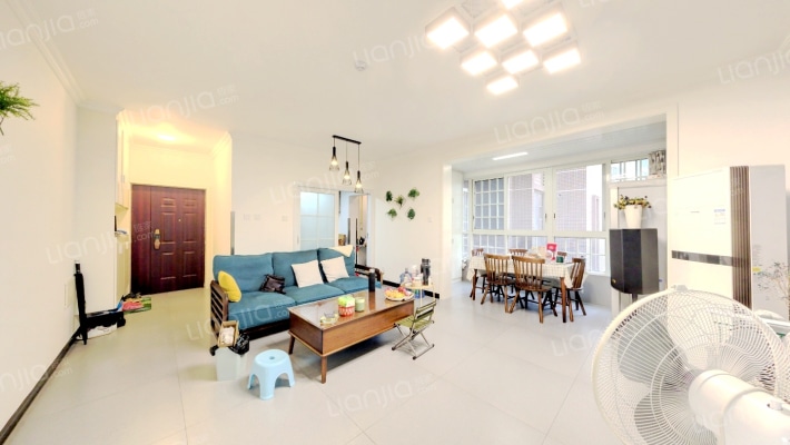 雄飞生活广场二手房实景图