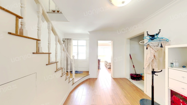 羽山路1000弄二手房实景图