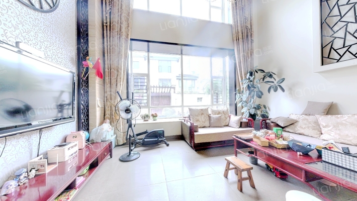 龙凤苑北区二手房实景图