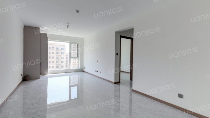 中欧国际城滨江悦二手房实景图