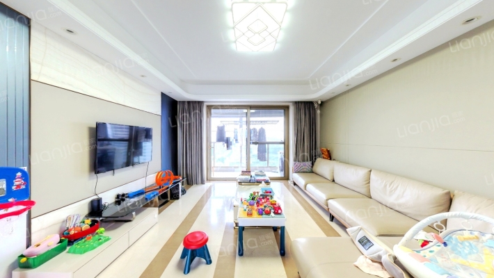 保利天悦二手房实景图