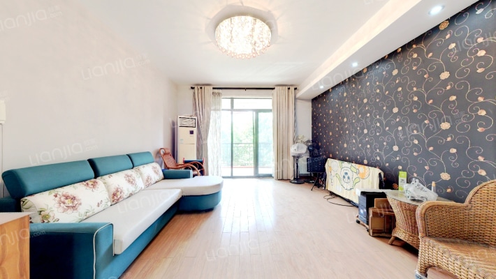 都市假日二手房实景图