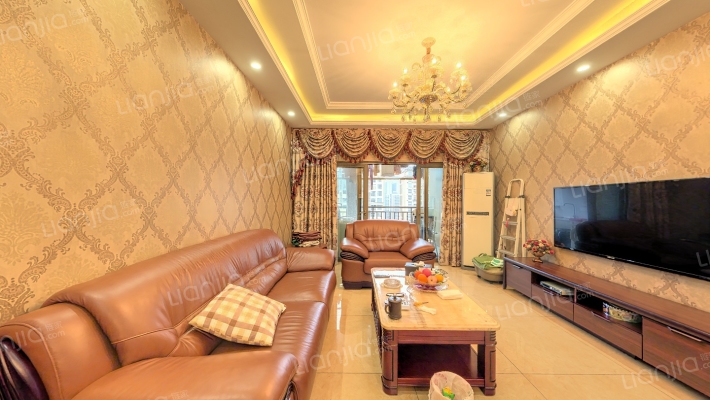 国际社区观邸三组团二手房实景图