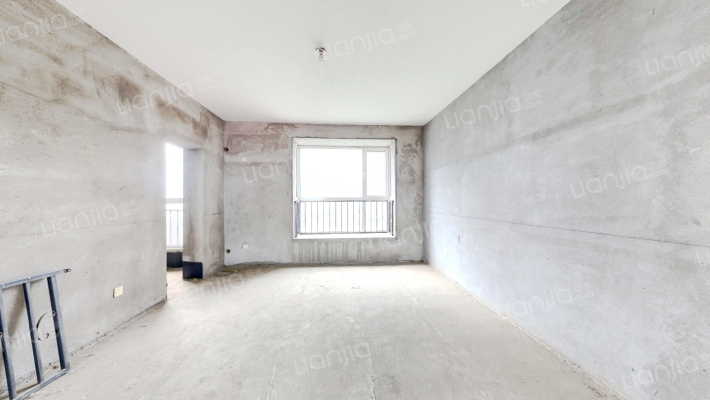 英伦湾二手房实景图