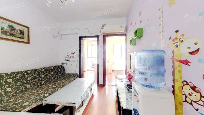 万基金蓝湾二手房实景图