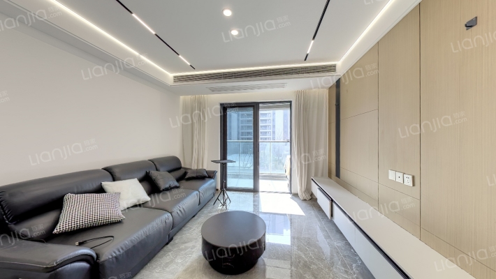 花样年对越天二手房实景图