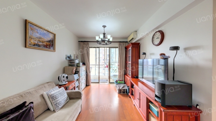 卓悦居二期二手房实景图