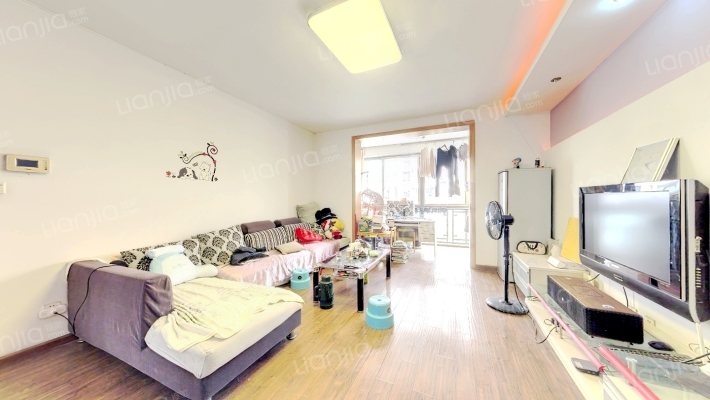 精城名典二手房实景图