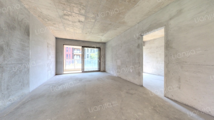 星河丹堤N区二手房实景图