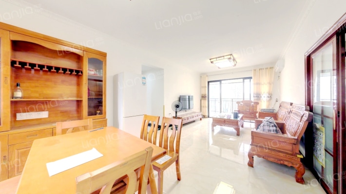 越秀岭南雅筑二手房实景图