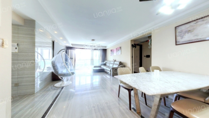 卢龙山庄二手房实景图