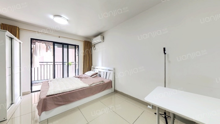 万科公园里一期二手房实景图