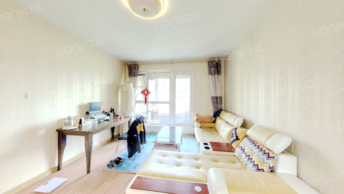 荣盛香缇澜山二期二手房实景图