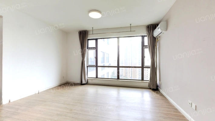 虹桥中山广场二手房实景图