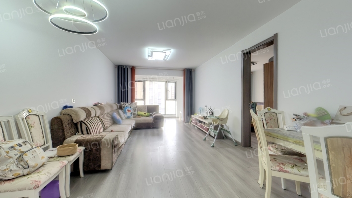 万和郡二手房实景图