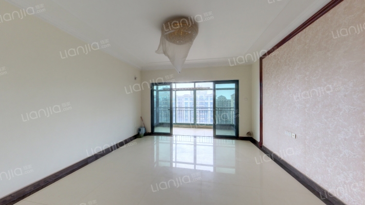 恒大绿洲二手房实景图