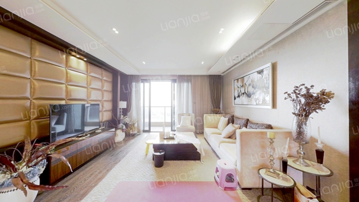 天安江畔珑园1期二手房实景图