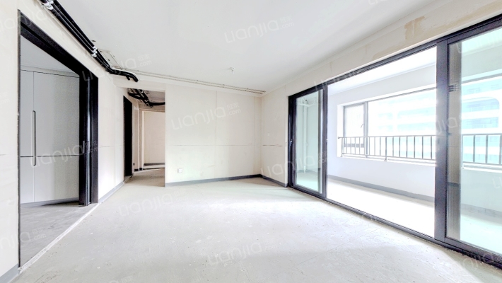 铂悦天汇东区二手房实景图