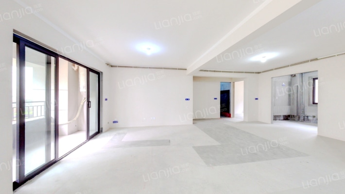 岭湖湾二手房实景图