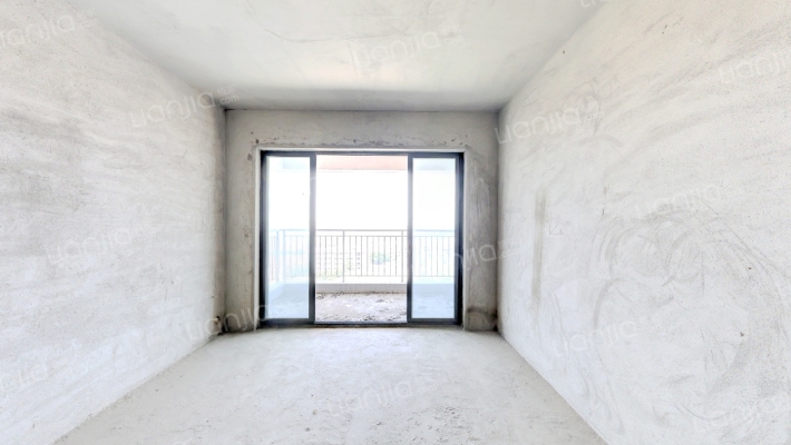 宝盛和煦名轩二手房实景图