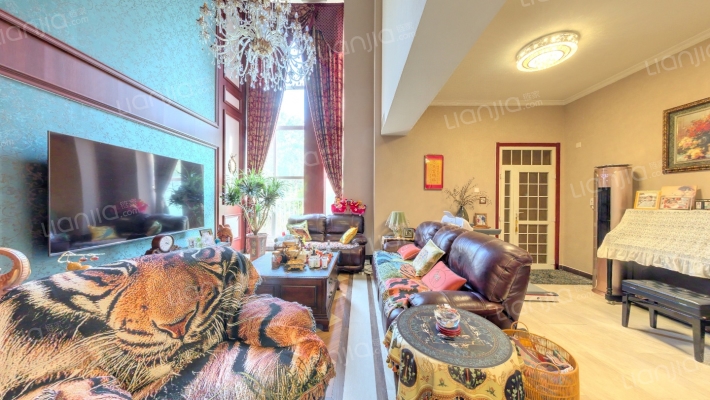 鲁信蟠龙山花园二手房实景图