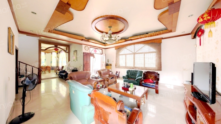 富溢路二手房实景图