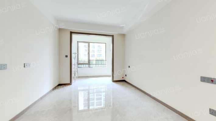 市中万科城二期朗煕园二手房实景图