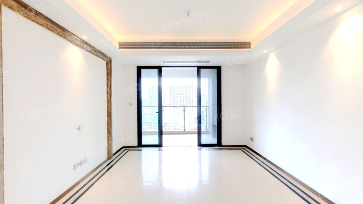 卓越中寰二手房实景图