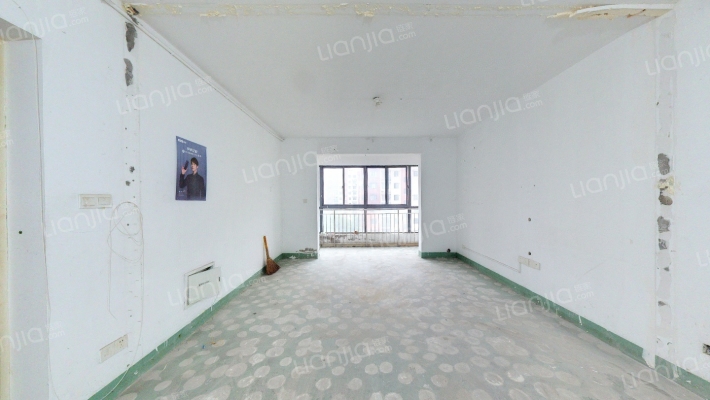 水岸佳苑B区二手房实景图