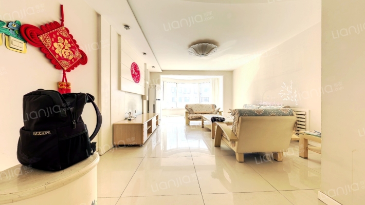 南八中路保工家苑二手房实景图