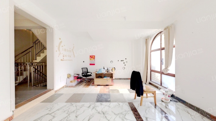 西晶明园二手房实景图