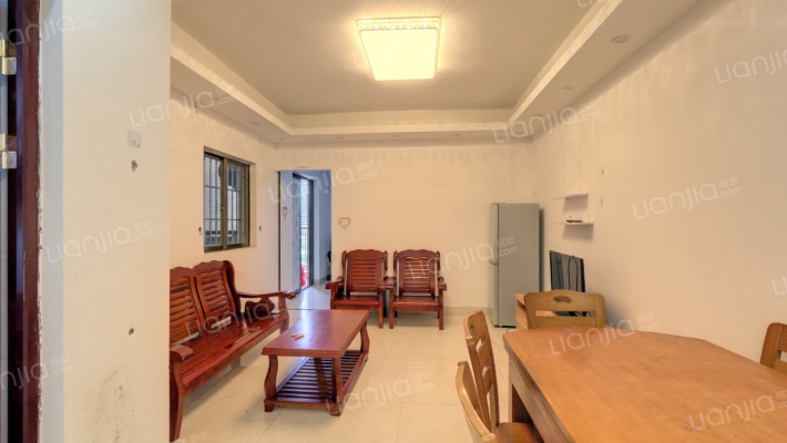 惠景豪苑二手房实景图