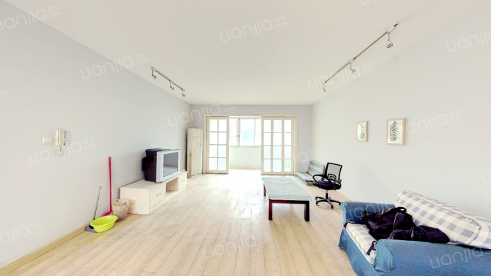 南天花园二手房实景图