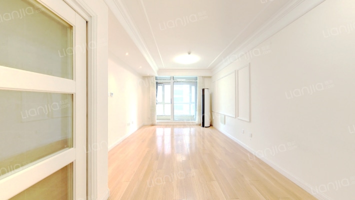 青特小镇D区二手房实景图