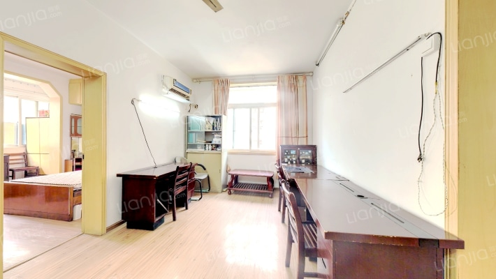 歌舞剧院二手房实景图