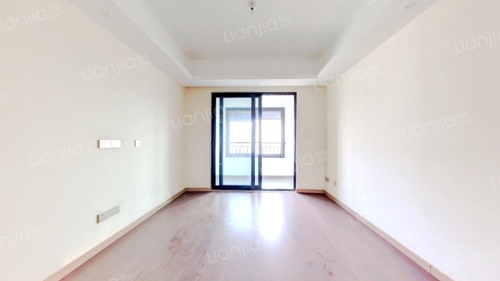 宽阅雅苑二手房实景图