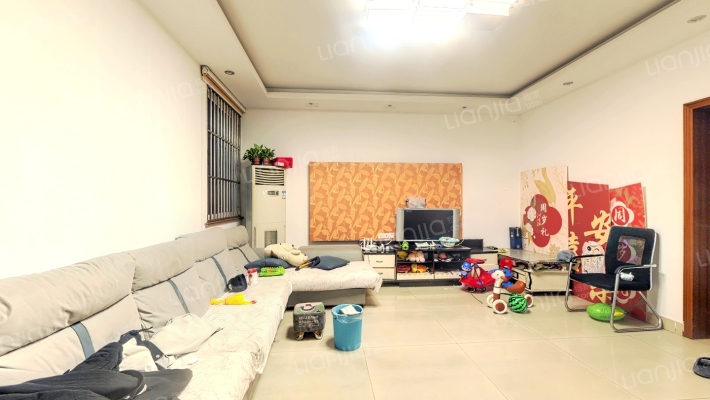 尊龙苑二手房实景图