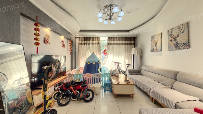 朵力名都二手房实景图