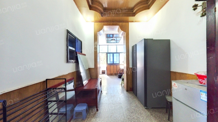 袁家岗150号二手房实景图