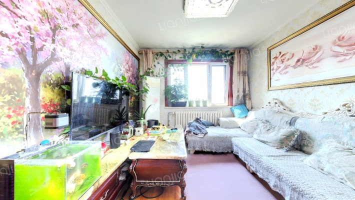 绿地香颂二手房实景图