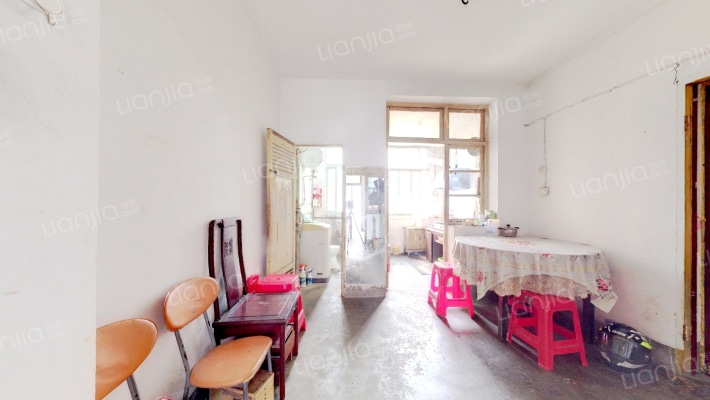 自行车厂宿舍二手房实景图