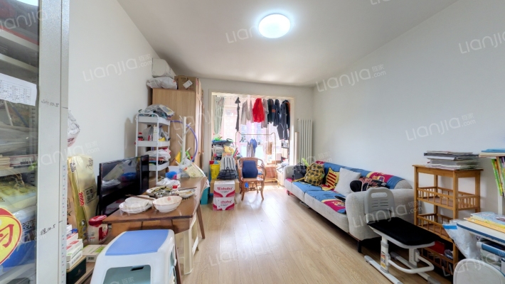 国际花园2号院二手房实景图