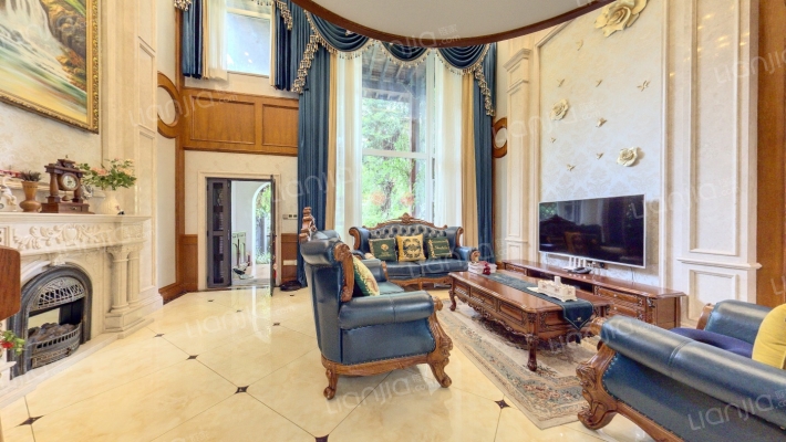 半城中央二手房实景图