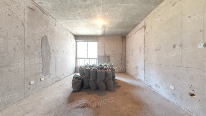 天伊阁小区二手房实景图