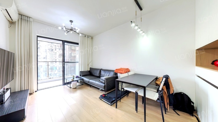 东方盛世花园二手房实景图