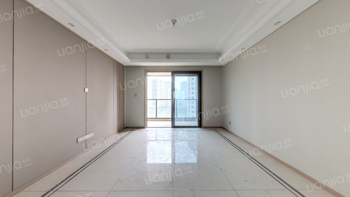 海宸花园臻园二手房实景图