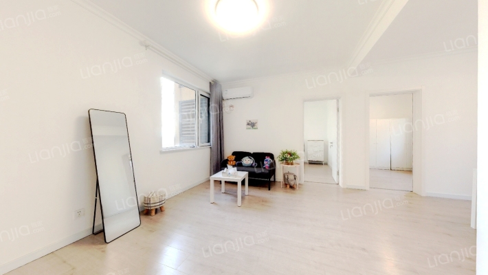 翰林雅苑B区二手房实景图